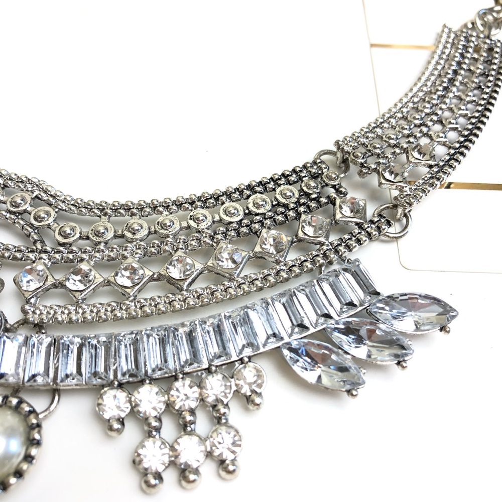 Big Statement Necklace - image 4